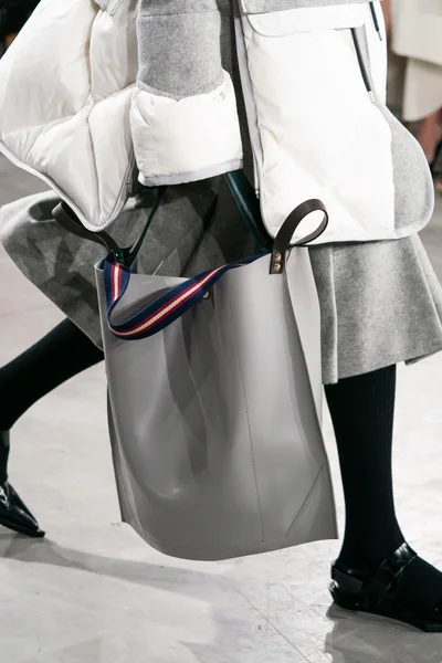 Look 106